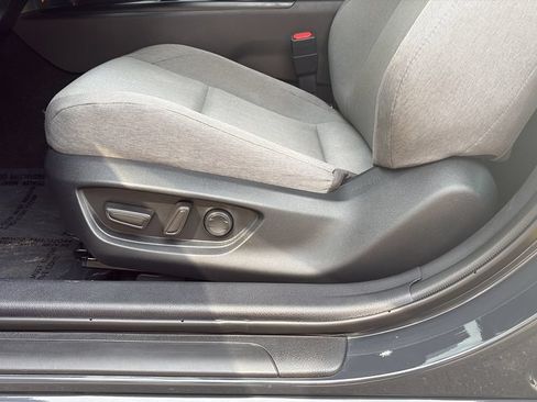 Used 2025 Toyota Camry LE w/ Convenience Package FWD image 19