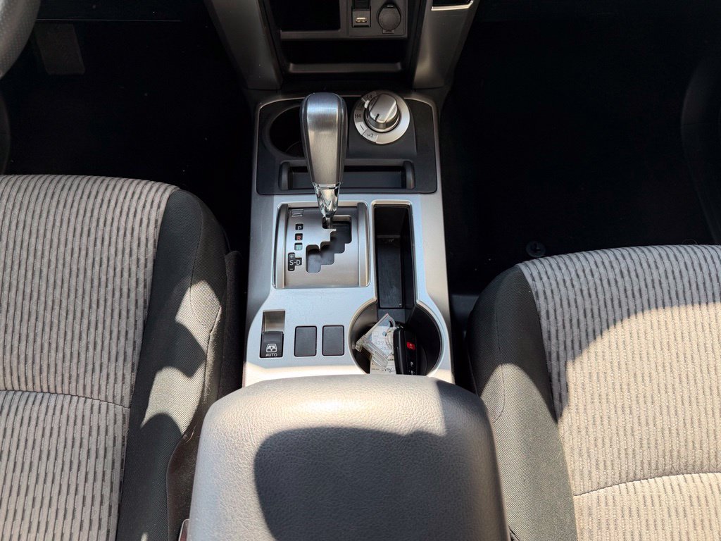 Used 2024 Toyota 4Runner SR5 AWD/4WD image 21