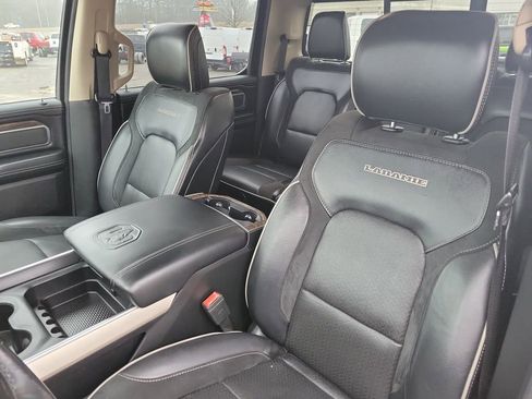 Used 2019 RAM 1500 Laramie image 25