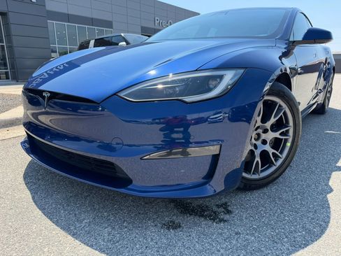 Used 2022 Tesla Model S Standard Range AWD/4WD image 1