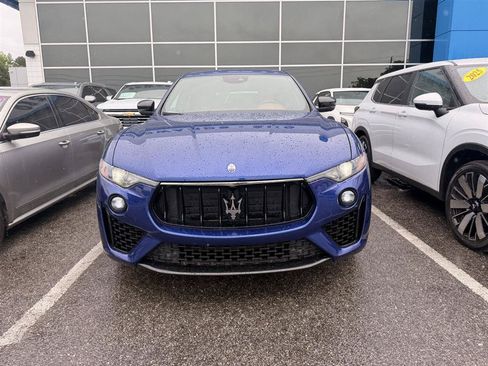 Used 2019 Maserati Levante GranSport AWD/4WD image 2