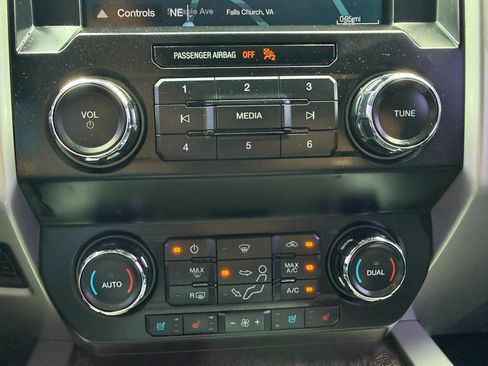 Used 2019 Ford F250 Lariat w/ Chrome Package AWD/4WD image 26