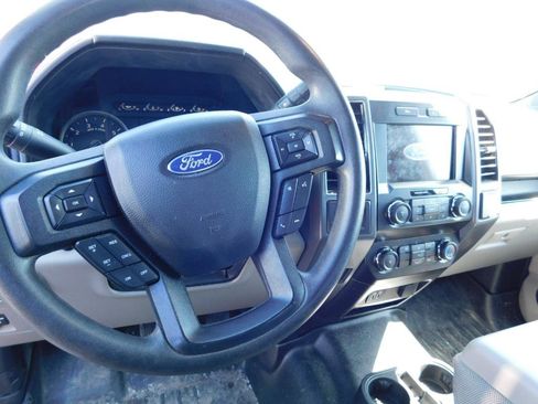 Used 2019 Ford F150 XLT image 3