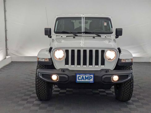 Used 2023 Jeep Wrangler Sahara AWD/4WD image 9