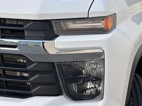 Certified 2024 Chevrolet Silverado 2500 LT image 49