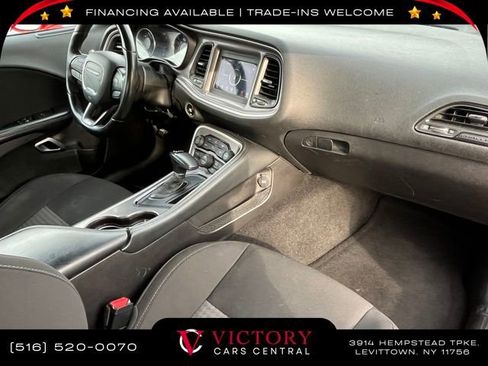 Used 2022 Dodge Challenger GT w/ Performance Handling Group image 16