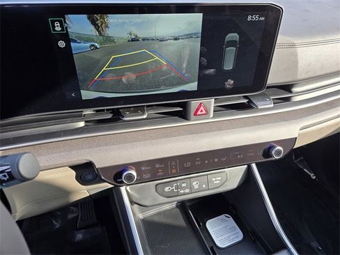 New 2026 Kia Carnival EX image 12