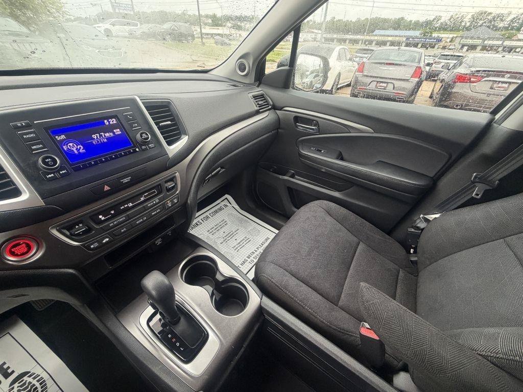 Used 2019 Honda Pilot LX image 19