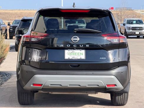 Used 2023 Nissan Rogue S image 7