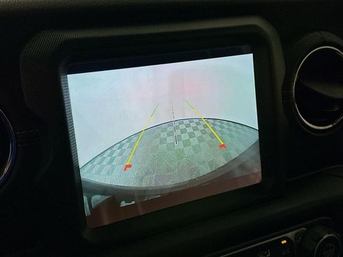 Used 2021 Jeep Wrangler Unlimited Sahara image 47