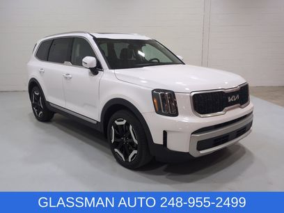 Certified 2024 Kia Telluride EX w/ EX Captain's Chair Package