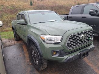 Used 2021 Toyota Tacoma TRD Off-Road video 3