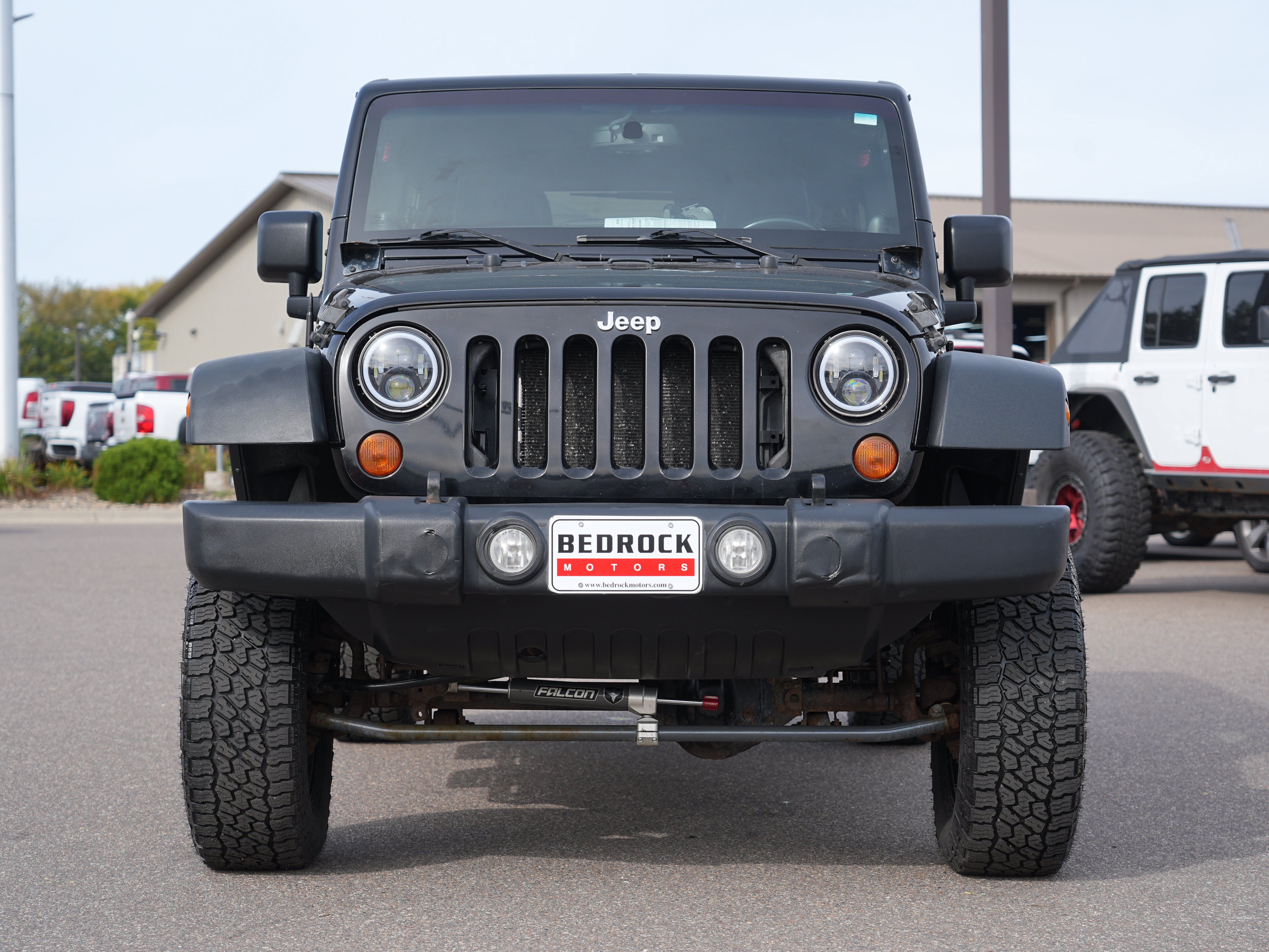 Used 2013 Jeep Wrangler Unlimited Rubicon w/ Dual Top Group AWD/4WD image 8
