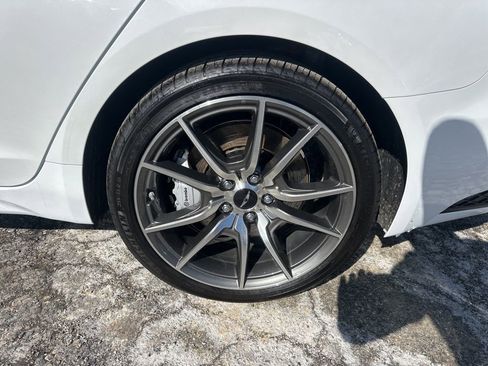 Used 2026 Genesis G70 2.5T image 27