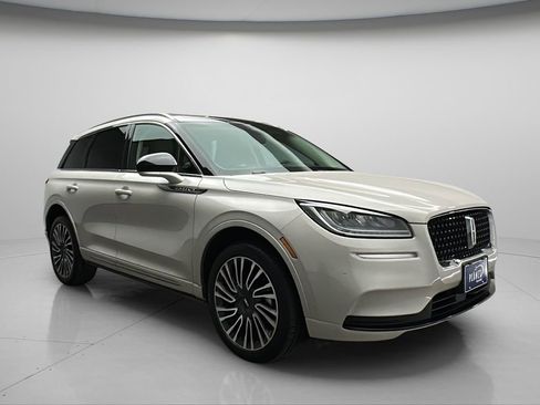 Used 2021 Lincoln Corsair AWD w/ Sport Package image 1