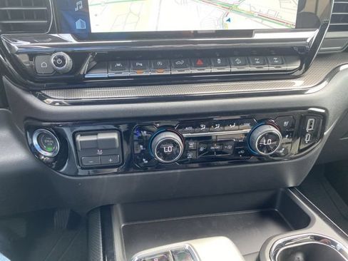 New 2026 Chevrolet Silverado 1500 ZR2 AWD/4WD image 32