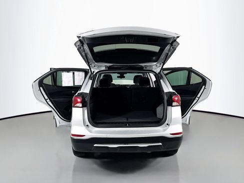 Used 2022 Chevrolet Equinox LT FWD image 19