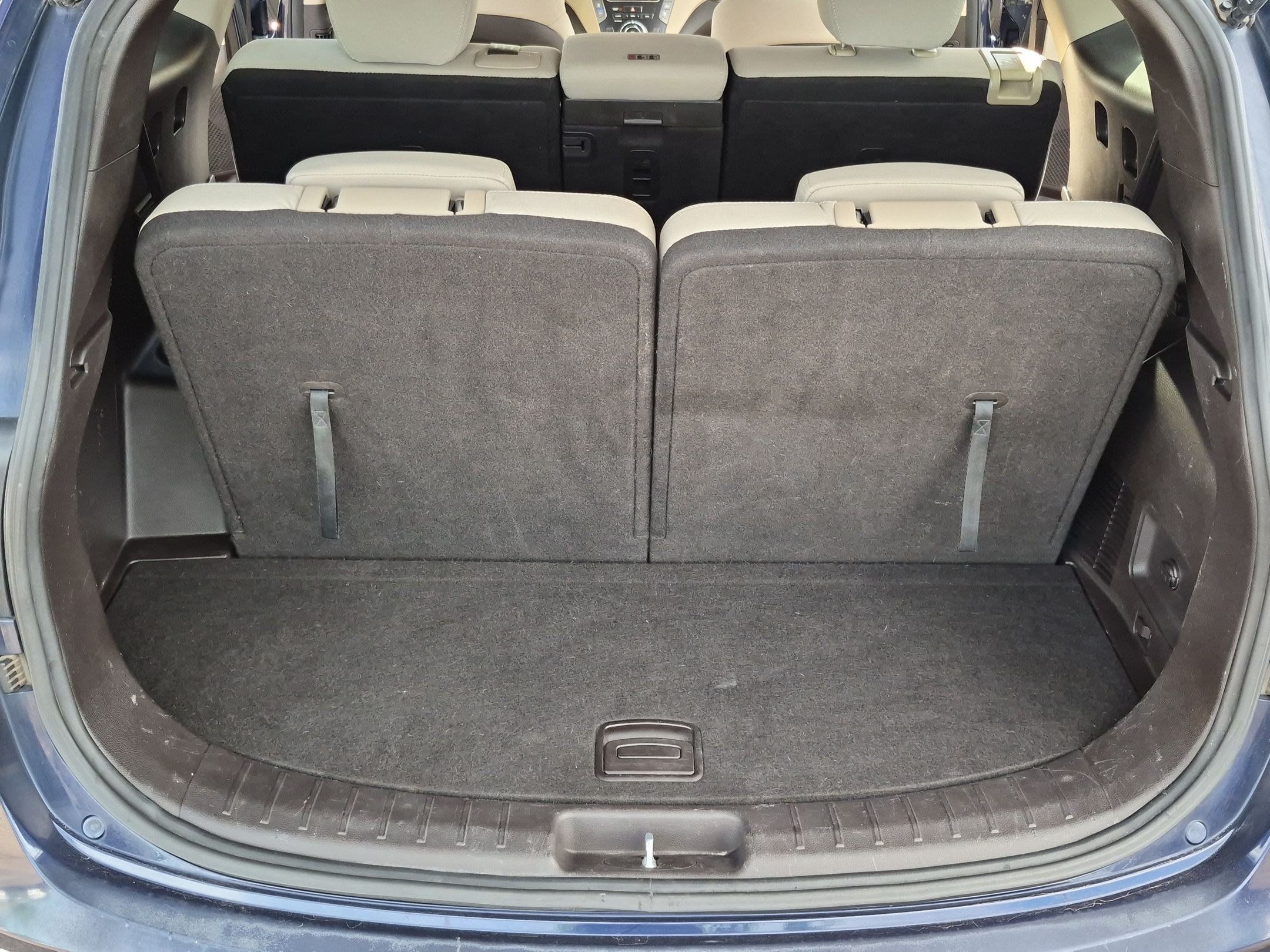 Used 2018 Hyundai Santa Fe SE FWD image 7