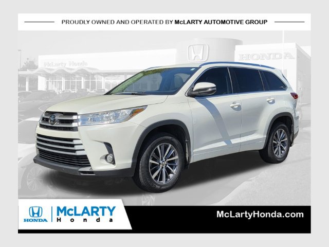 Used 2018 Toyota Highlander XLE FWD 360° Tour