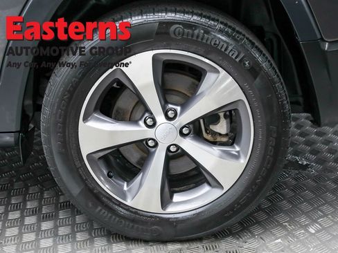 Used 2021 Jeep Cherokee Limited image 8