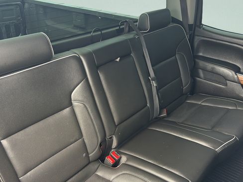 Used 2019 Chevrolet Silverado 2500 High Country w/ Duramax Plus Package AWD/4WD image 19