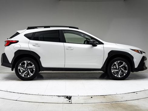 Used 2024 Subaru Crosstrek 2.0i Premium AWD/4WD image 31