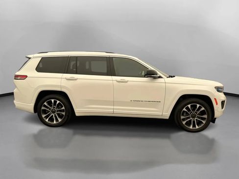 Used 2021 Jeep Grand Cherokee L Overland w/ Advanced Protech Group III AWD/4WD image 7