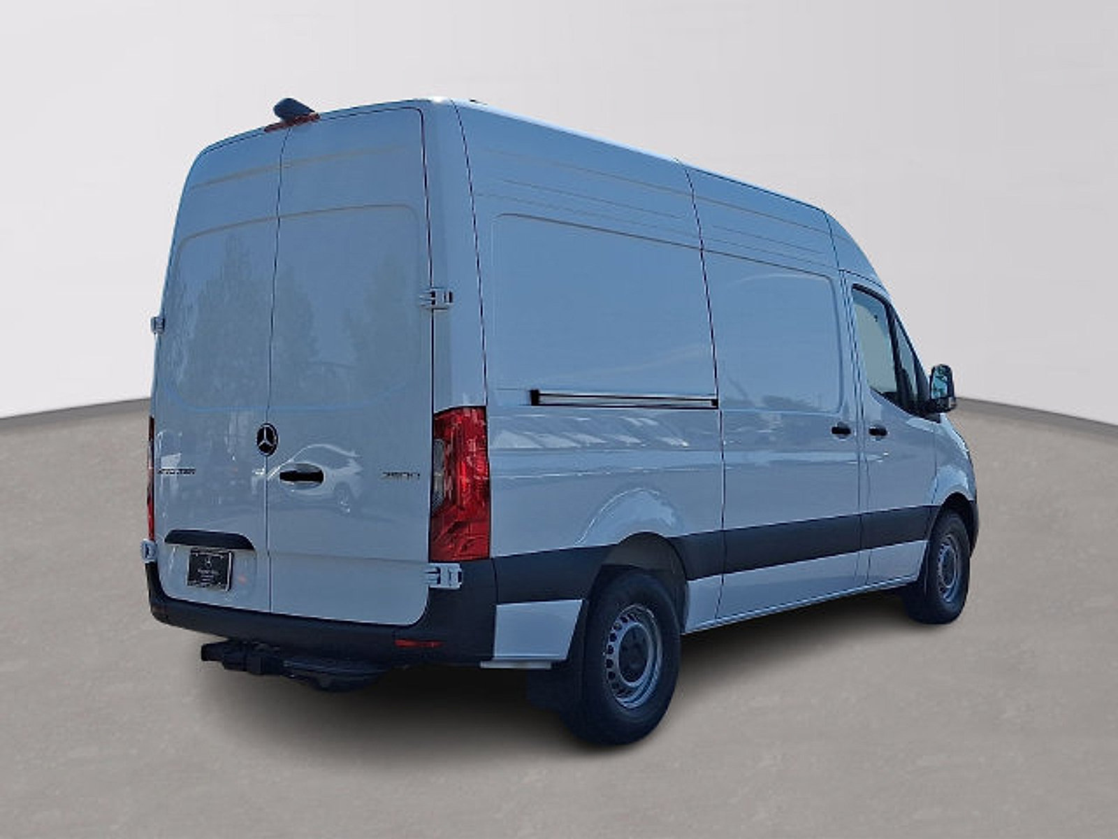 Used 2026 Mercedes-Benz Sprinter 2500 image 4