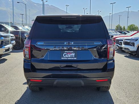 Used 2021 Chevrolet Suburban Z71 w/ Rear Media and Nav Package AWD/4WD image 5