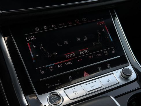 Used 2023 Audi Q8 Prestige AWD/4WD image 11