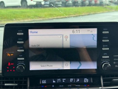 Used 2021 Toyota Sienna XSE w/ XSE Plus Package FWD image 22