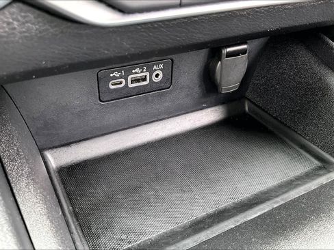 Used 2025 Nissan Altima 2.5 SV FWD image 35