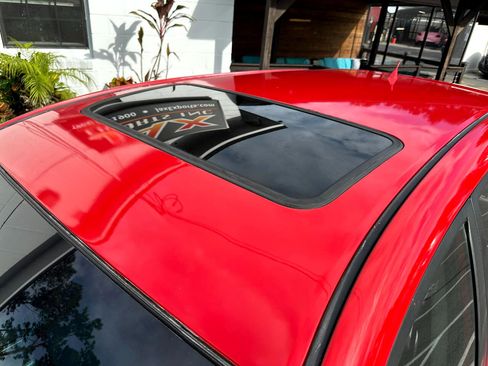 Used 2004 Toyota Matrix image 10