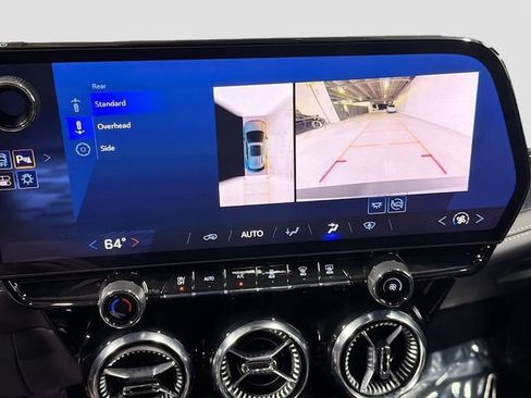 Used 2025 Chevrolet Blazer EV LT image 29