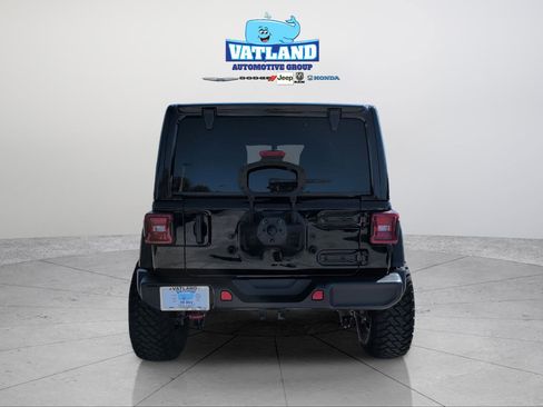 Used 2022 Jeep Wrangler Unlimited Rubicon w/ LED Lighting Group image 4