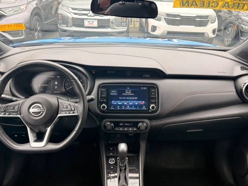 Used 2024 Nissan Kicks SR FWD image 15