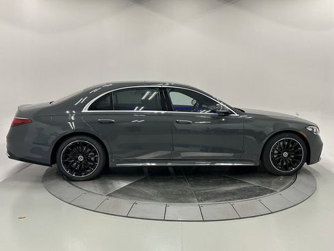 New 2026 Mercedes-Benz S 580 4MATIC Sedan image 8
