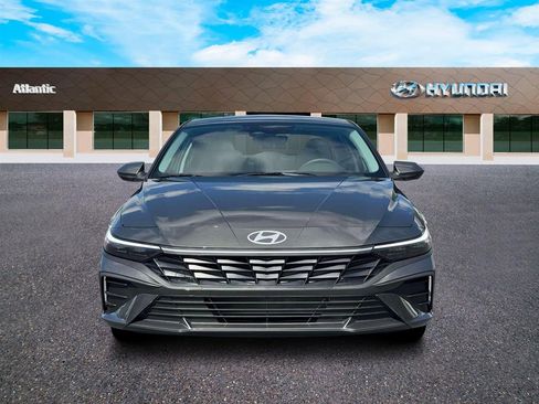 New 2026 Hyundai Elantra SE w/ Cargo Package image 12