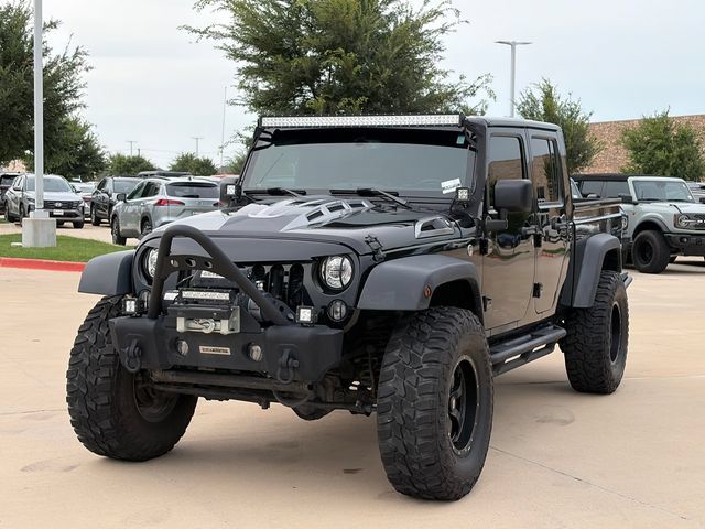 Used 2018 Jeep Wrangler Unlimited Rubicon w/ Connectivity Group AWD/4WD image 3