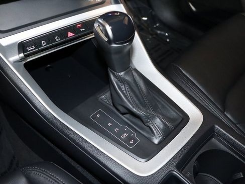 Used 2025 Audi Q3 2.0T Premium image 20