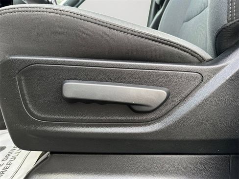 Used 2023 RAM 1500 Big Horn image 25