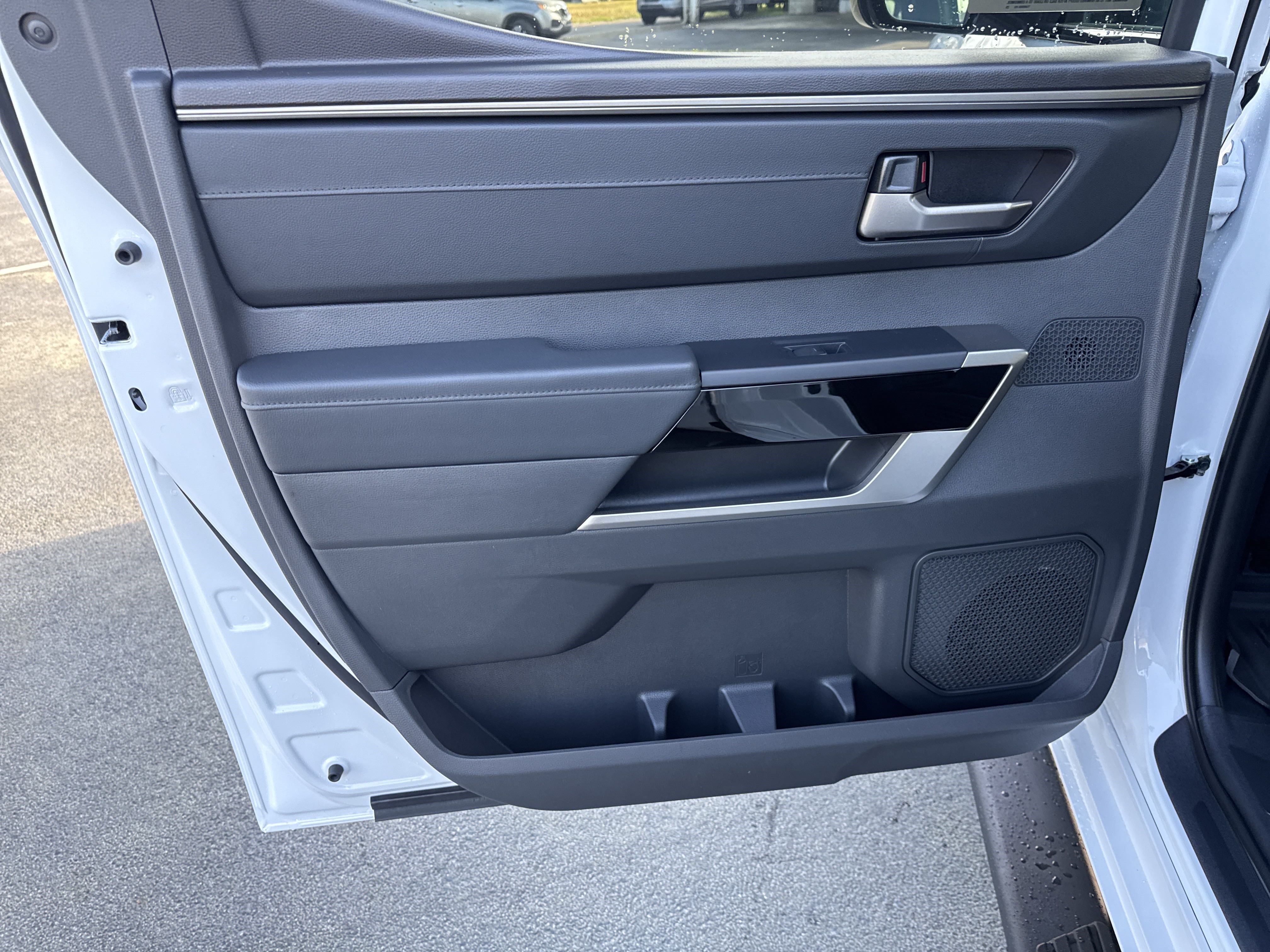 New 2025 Toyota Tundra Limited AWD/4WD image 26
