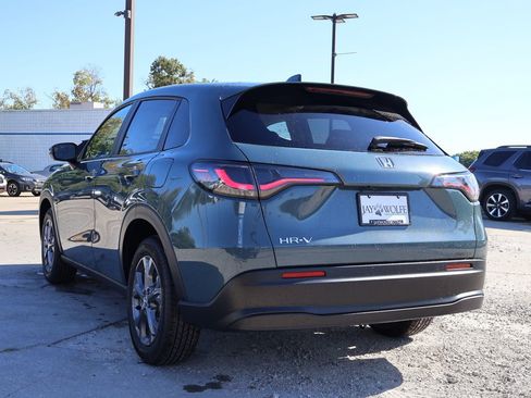 New 2026 Honda HR-V LX image 4