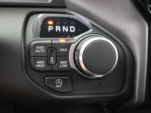New 2026 RAM 1500 4x4 Crew Cab image 25