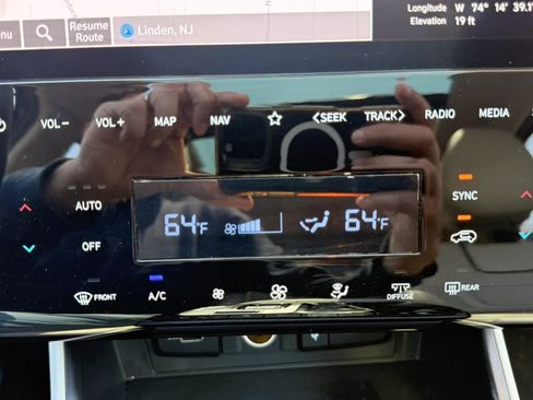 Used 2024 Hyundai Tucson Limited FWD image 24