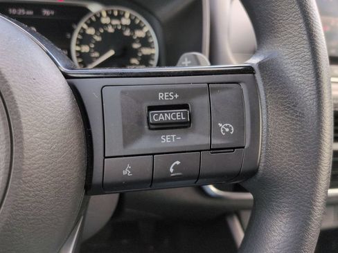 Used 2021 Nissan Rogue S AWD/4WD image 24