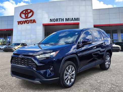Used 2023 Toyota RAV4 Limited image 2