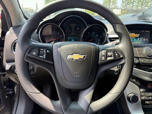 Used 2015 Chevrolet Cruze LT w/ Sun And Sound Package FWD image 40