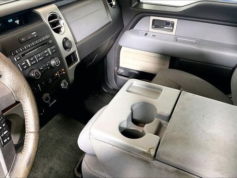 Used 2011 Ford F150 XLT w/ XLT Chrome Pkg image 11