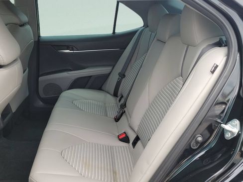 Used 2024 Toyota Camry SE w/ Convenience Package FWD image 10